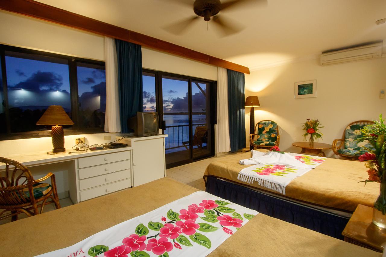 Manta Ray Bay Resort Colonia Exteriér fotografie